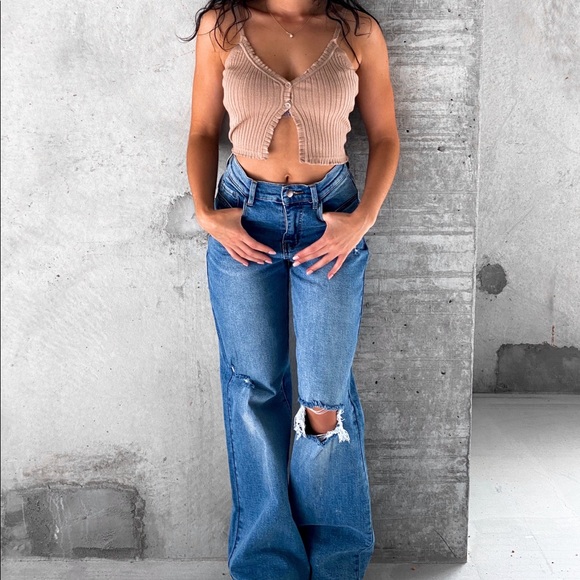 Beige crop top - Picture 3 of 3